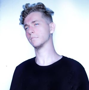 Meet your Posher, Buddy